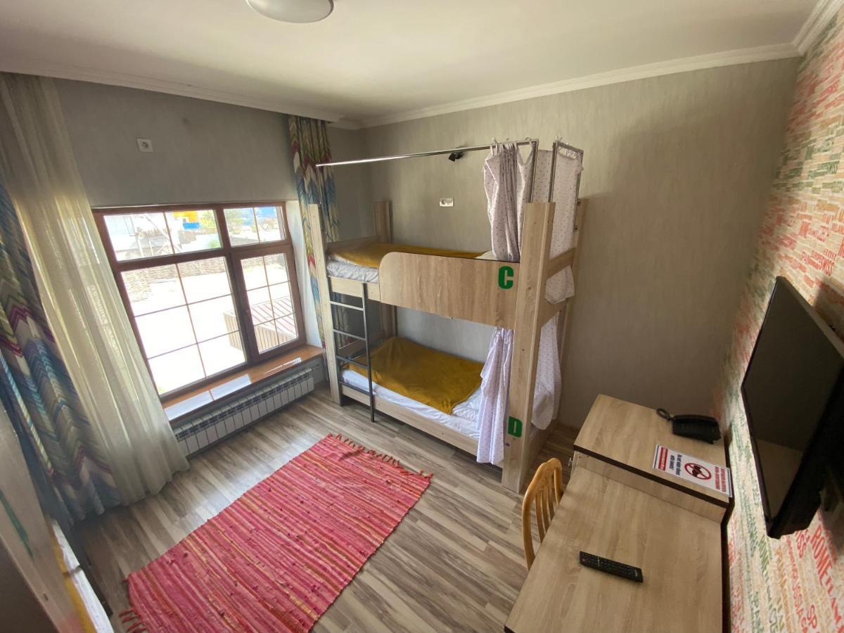 Azimut Hotel Balykchy Kültér fotó